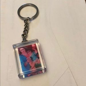 Key holder with mother and child design Glass NEW